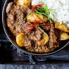Beef massaman curry
