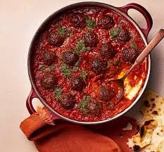 Meatballs in tomato, cardamom & lime sauce